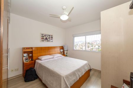 Casa à venda com 520m², 3 quartos e 3 vagasSuíte