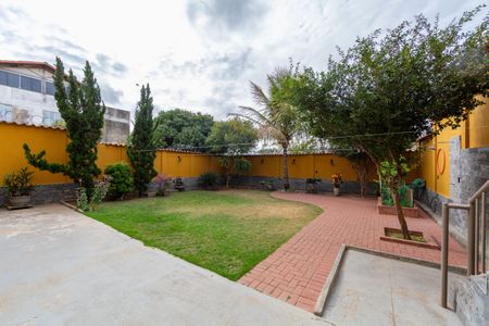 Casa à venda com 520m², 3 quartos e 3 vagasÁrea Externa