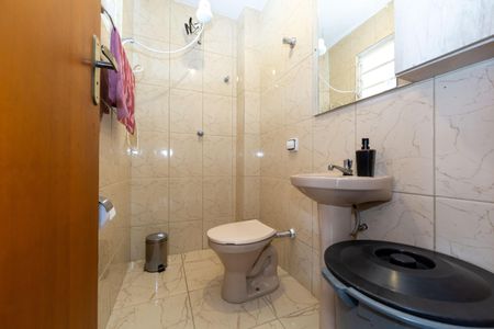 Casa à venda com 520m², 3 quartos e 3 vagasBanheiro 3