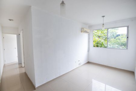Sala de apartamento para alugar com 2 quartos, 43m² em Campo Grande, Rio de Janeiro
