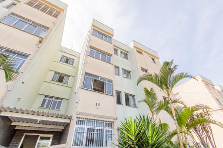 Apartamento à venda com 53m², 2 quartos e 1 vaga Apartamento à venda com 53m², 2 quartos e 1 vagaFachada