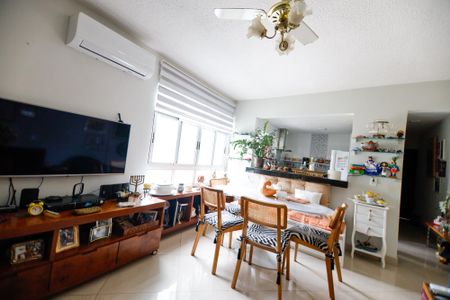Apartamento à venda com 110m², 3 quartos e 2 vagasSala