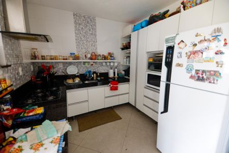 Apartamento à venda com 110m², 3 quartos e 2 vagasCozinha