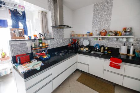 Apartamento à venda com 110m², 3 quartos e 2 vagasCozinha