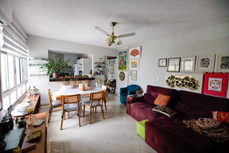 Apartamento à venda com 110m², 3 quartos e 2 vagasSala