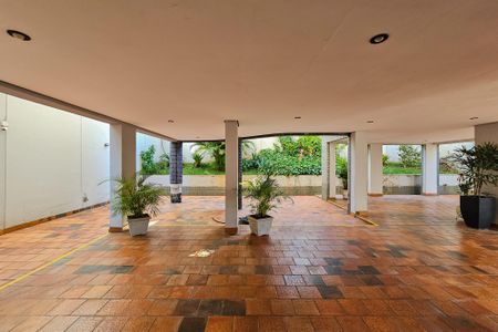 Apartamento à venda com 220m², 4 quartos e 2 vagasÁrea comum