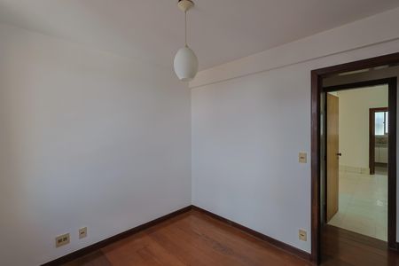 Apartamento à venda com 220m², 5 quartos e 2 vagas