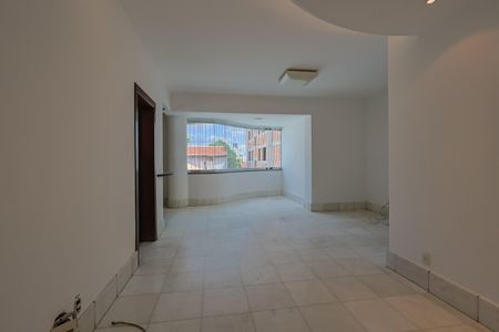 Apartamento à venda com 220m², 5 quartos e 2 vagas