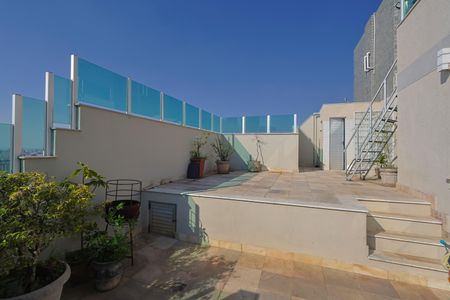 Apartamento à venda com 220m², 4 quartos e 2 vagasCobertura