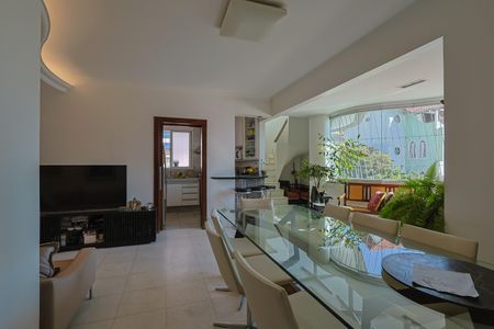 Sala de apartamento à venda com 4 quartos, 220m² em Barroca, Belo Horizonte
