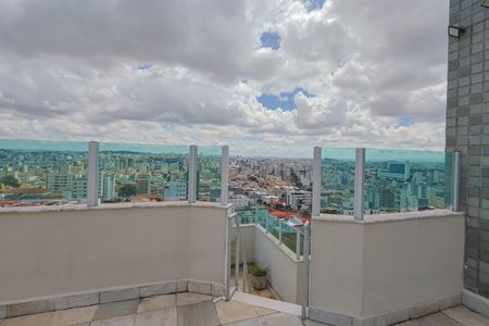 Apartamento à venda com 220m², 5 quartos e 2 vagas