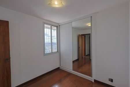 Apartamento à venda com 220m², 5 quartos e 2 vagas