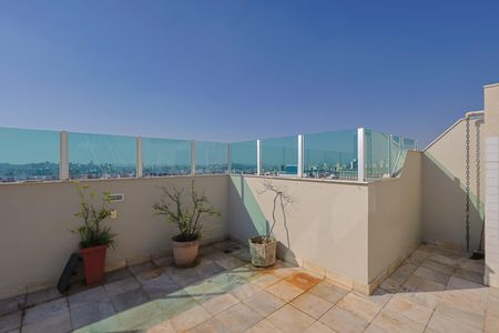 Apartamento à venda com 220m², 4 quartos e 2 vagasCobertura