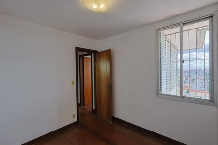 Apartamento à venda com 220m², 5 quartos e 2 vagas