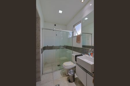 Apartamento à venda com 220m², 4 quartos e 2 vagasBanheiro da Suíte 2