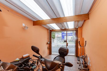 Casa à venda com 101m², 3 quartos e 1 vaga Casa à venda com 101m², 3 quartos e 1 vagaGaragem