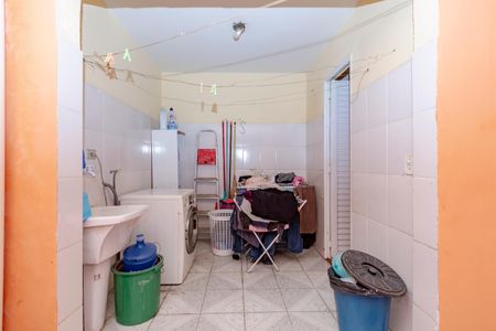 Casa à venda com 101m², 3 quartos e 1 vaga Casa à venda com 101m², 3 quartos e 1 vagaLavanderia