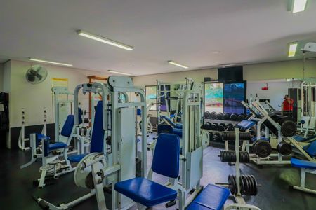 Apartamento à venda com 50m², 2 quartos e 1 vaga Apartamento à venda com 50m², 2 quartos e 1 vagaÁrea comum - Academia