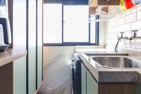 Apartamento à venda com 50m², 2 quartos e 1 vaga Apartamento à venda com 50m², 2 quartos e 1 vagaCozinha e Área de Serviço