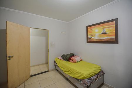 Casa à venda com 187m², 3 quartos e 5 vagasQuarto 2