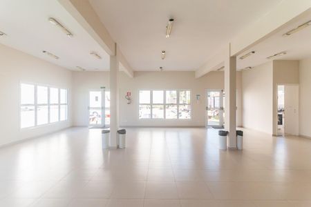 Apartamento para alugar com 65m², 2 quartos e 1 vagaÁrea comum - Salão de festas