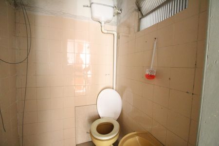 Casa à venda com 185m², 3 quartos e 2 vagasÁrea de serviço - Banheiro