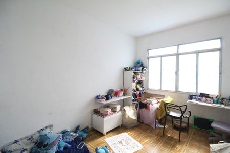 Casa à venda com 185m², 3 quartos e 2 vagasQuarto