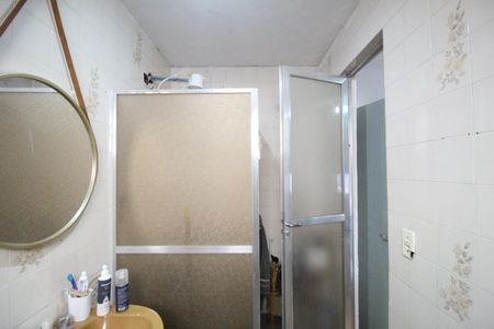 Casa à venda com 185m², 3 quartos e 2 vagasBanheiro da suíte 2