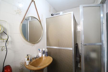 Casa à venda com 185m², 3 quartos e 2 vagasBanheiro da suíte 2