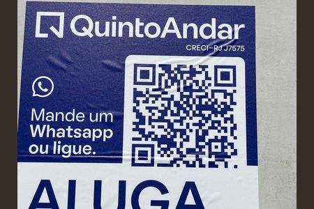 Casa à venda com 185m², 3 quartos e 2 vagasPlaca