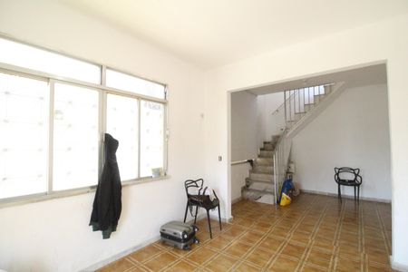 Casa à venda com 185m², 3 quartos e 2 vagasSala 1