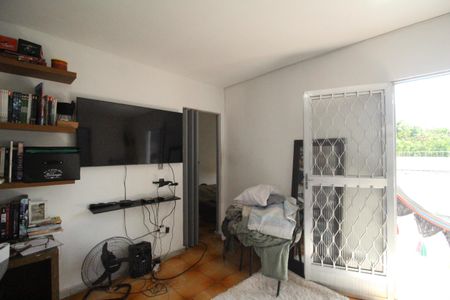 Casa à venda com 185m², 3 quartos e 2 vagasSala 2