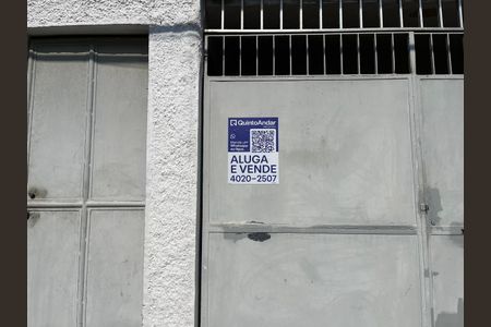 Casa à venda com 185m², 3 quartos e 2 vagasPlaca