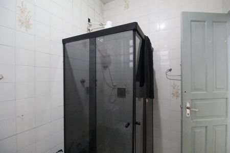 Casa à venda com 185m², 3 quartos e 2 vagasBanheiro social