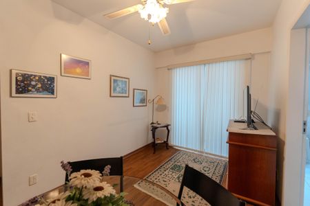 Apartamento para alugar com 70m², 1 quarto e 1 vaga Apartamento para alugar com 70m², 1 quarto e 1 vagaSala
