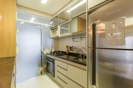 Cozinha de apartamento para alugar com 1 quarto, 50m² em Indianópolis, São Paulo