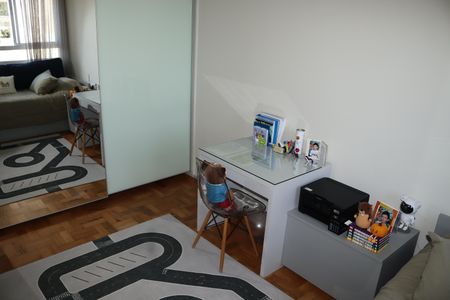 Apartamento à venda com 145m², 3 quartos e 1 vagaQuarto 2