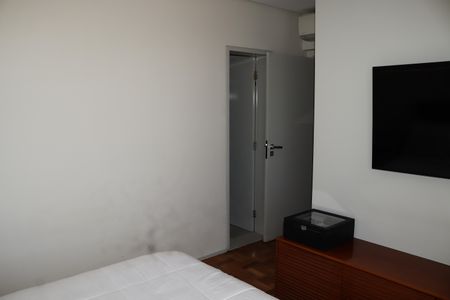 Apartamento à venda com 145m², 3 quartos e 1 vagaSuíte 