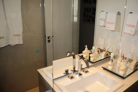 Apartamento à venda com 145m², 3 quartos e 1 vagaBanheiro Social
