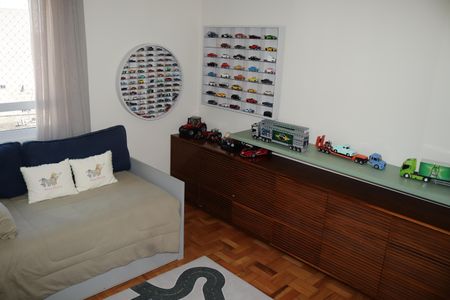 Apartamento à venda com 145m², 3 quartos e 1 vagaQuarto 2