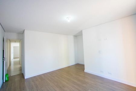 Casa à venda com 190m², 3 quartos e 4 vagasSuíte