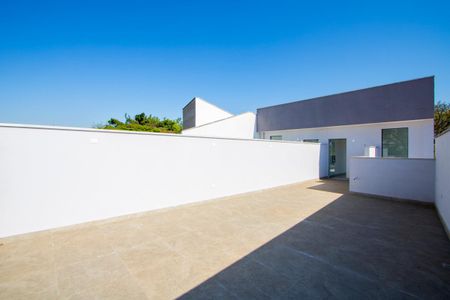 Casa à venda com 190m², 3 quartos e 4 vagasCobertura
