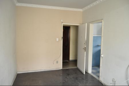 Sala de apartamento para alugar com 1 quarto, 40m² em Pilares, Rio de Janeiro