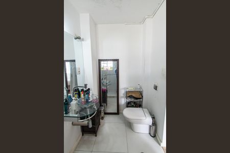 Apartamento à venda com 109m², 3 quartos e 1 vaga Apartamento à venda com 109m², 3 quartos e 1 vagaBanheiro da suíte