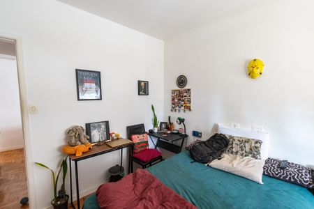 Apartamento à venda com 109m², 3 quartos e 1 vaga Apartamento à venda com 109m², 3 quartos e 1 vagaQuarto 2