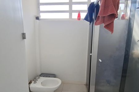 Apartamento à venda com 109m², 3 quartos e 1 vaga Apartamento à venda com 109m², 3 quartos e 1 vagaBanheiro Social