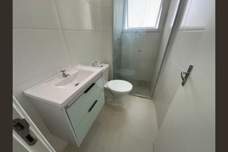 Apartamento para alugar com 54m², 2 quartos e 1 vaga Apartamento para alugar com 54m², 2 quartos e 1 vagaBanheiro