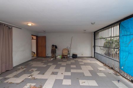 Casa para alugar com 219m², 3 quartos e 3 vagas Casa para alugar com 219m², 3 quartos e 3 vagasGaragem