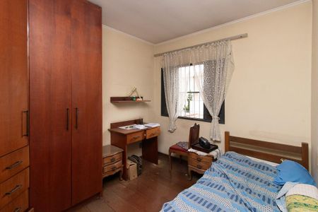 Casa para alugar com 219m², 3 quartos e 3 vagas Casa para alugar com 219m², 3 quartos e 3 vagasQuarto 1