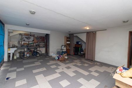 Casa para alugar com 219m², 3 quartos e 3 vagas Casa para alugar com 219m², 3 quartos e 3 vagasGaragem